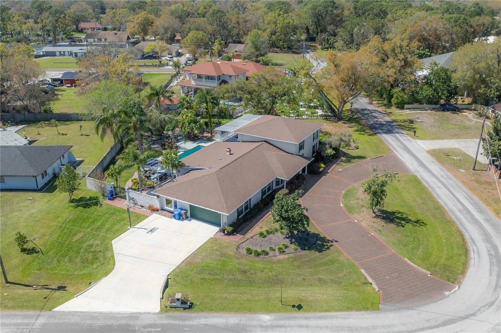 7922 SPRING VALLEY DR