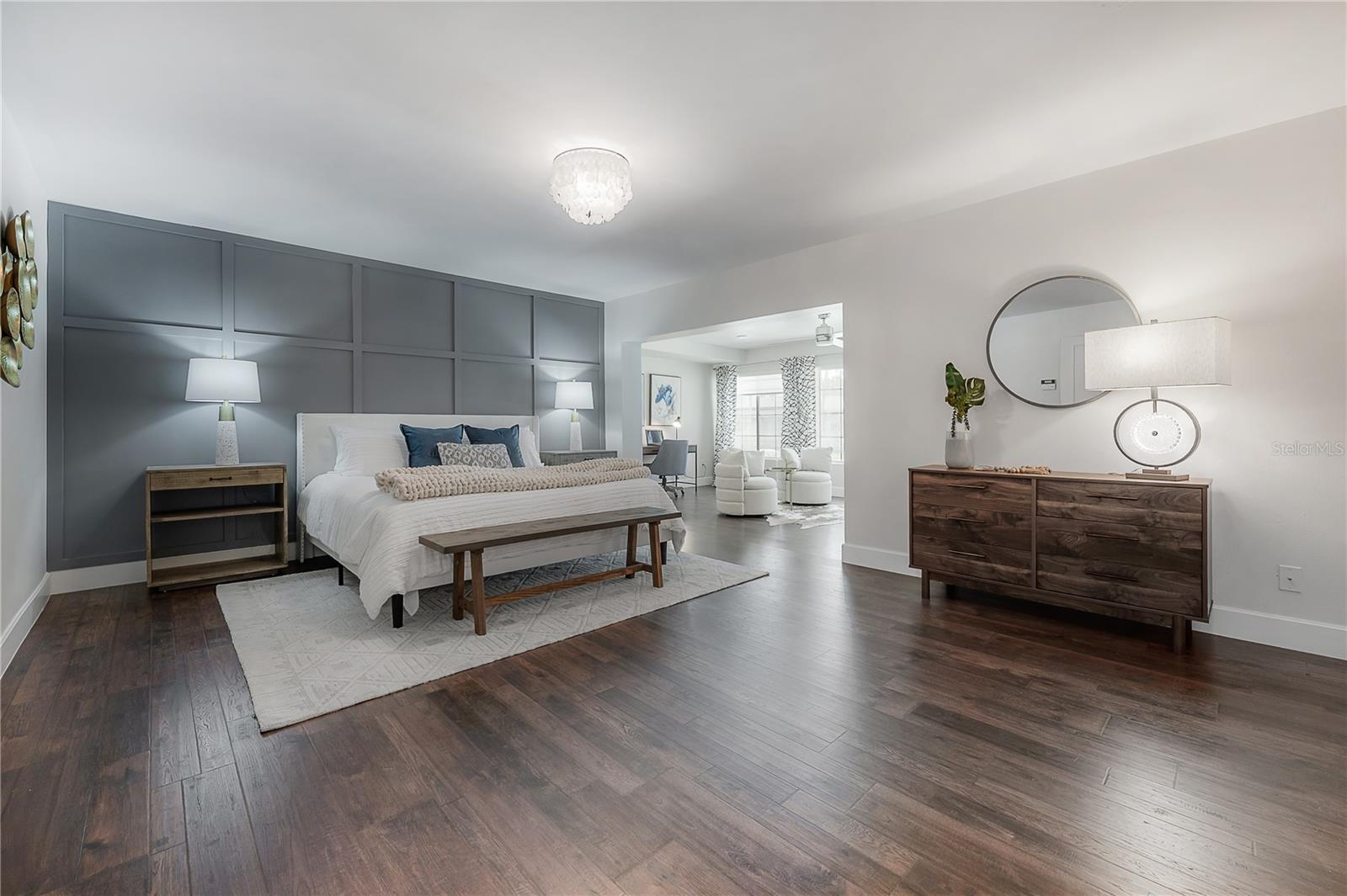 7922 SPRING VALLEY DR