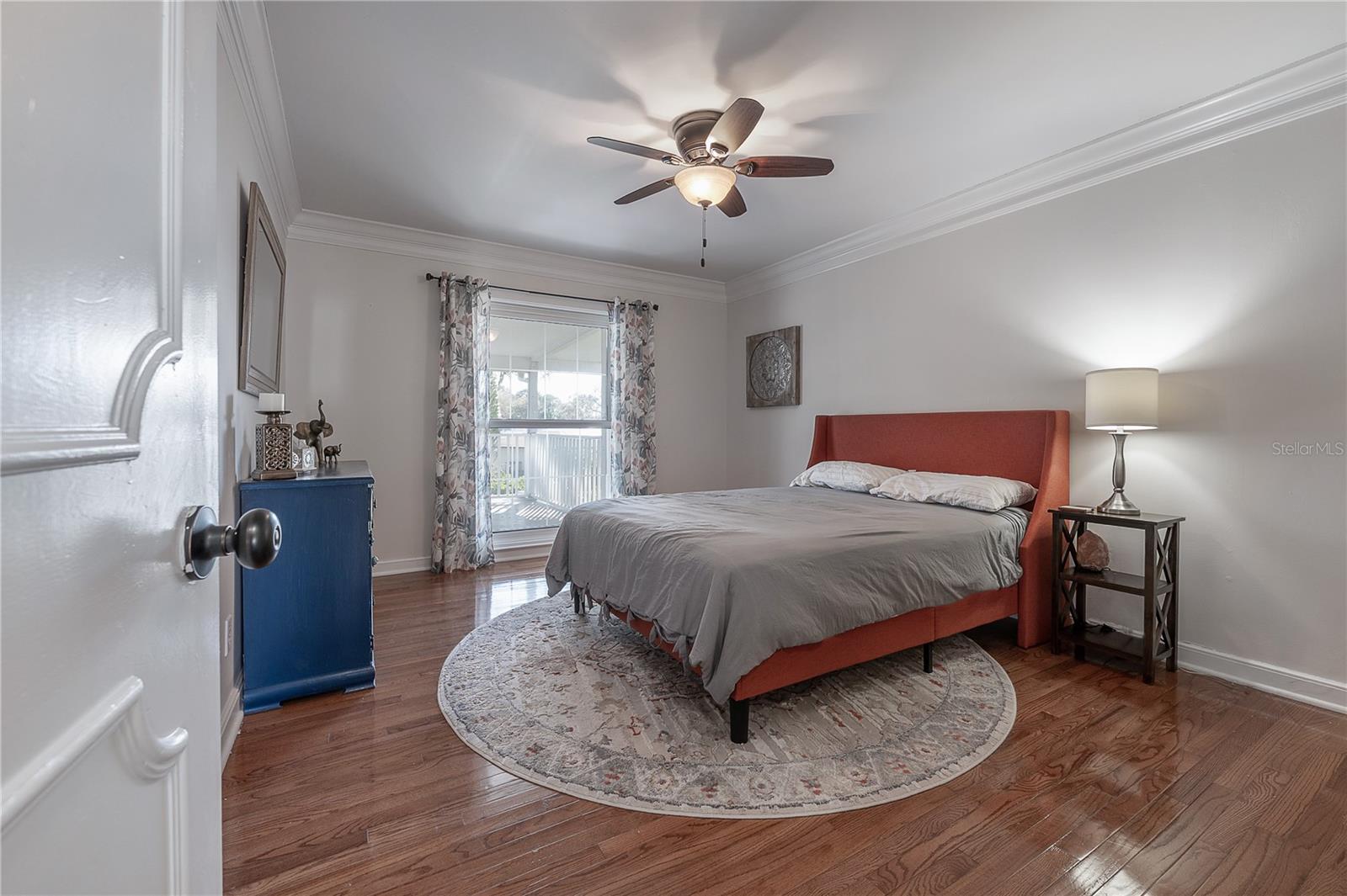 7922 SPRING VALLEY DR