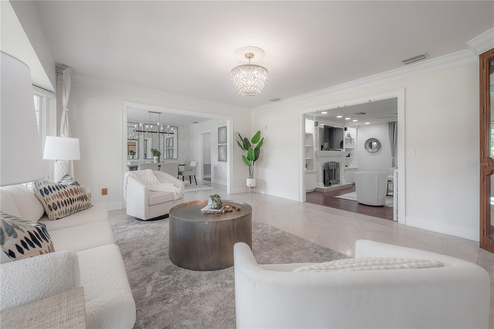 7922 SPRING VALLEY DR