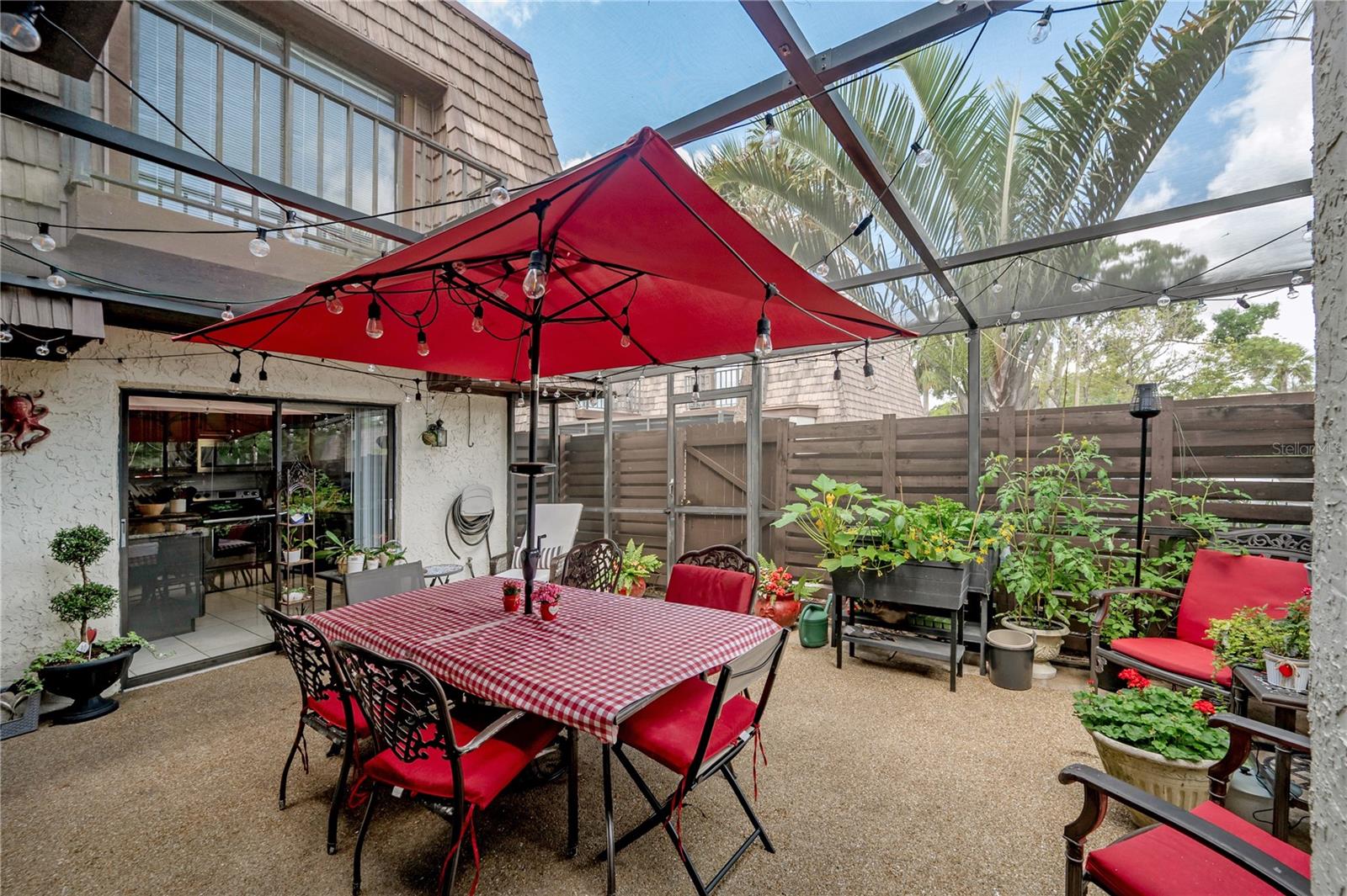 15344 E POND WOODS DR