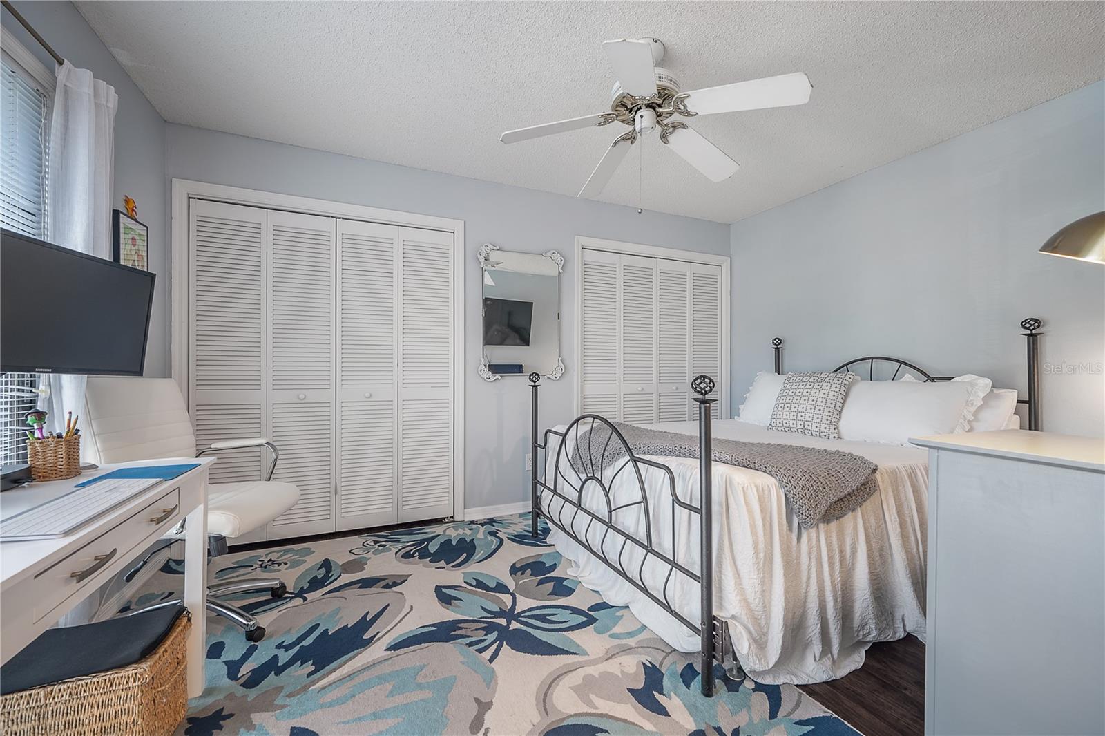 15344 E POND WOODS DR