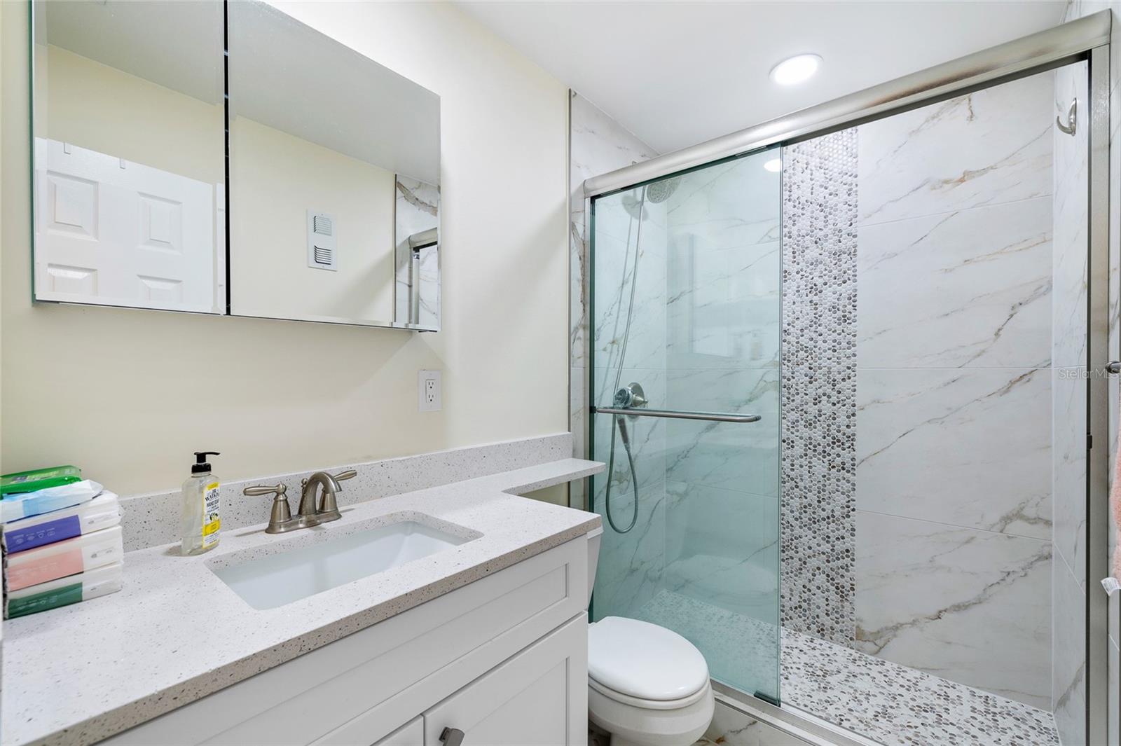 6025 SHORE BLVD S #409