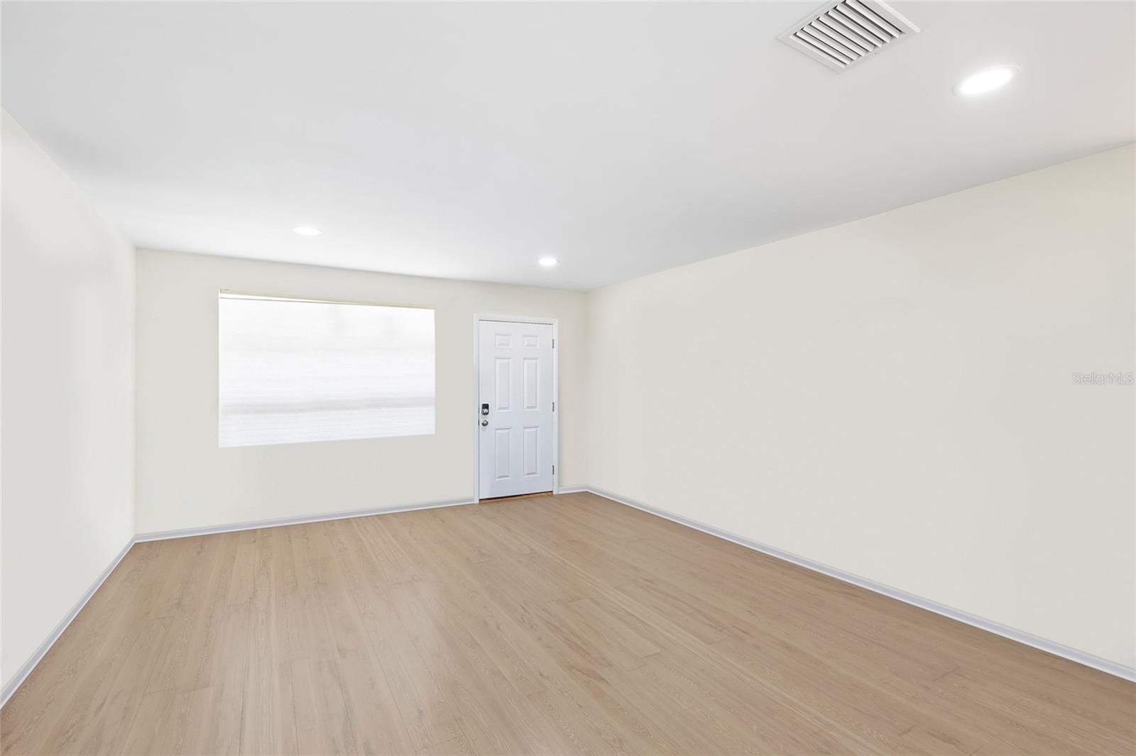 6025 SHORE BLVD S #409