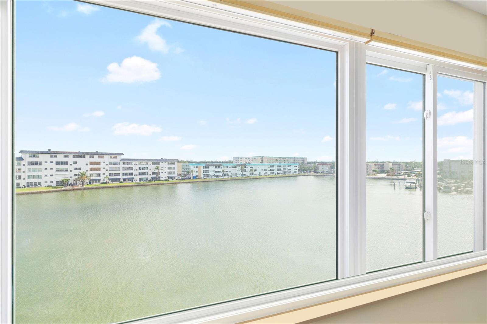 6025 SHORE BLVD S #409