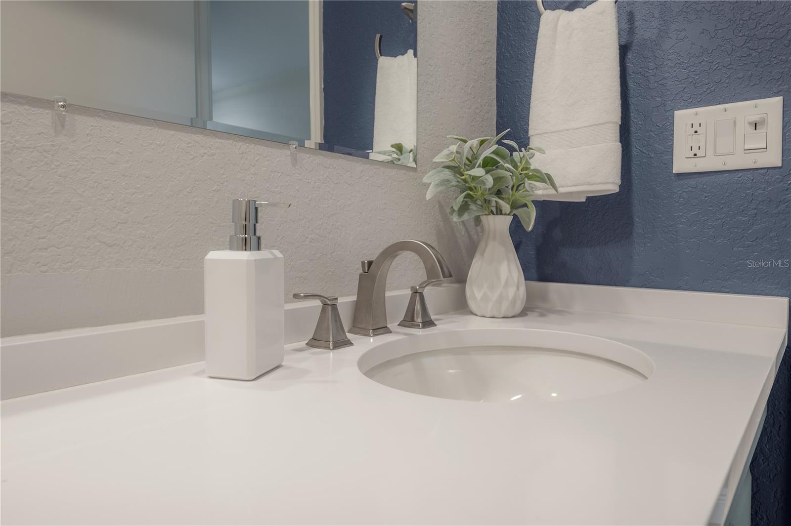 4141 BAYSHORE BLVD #1003