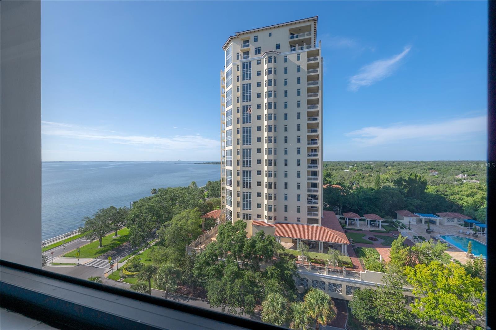 4141 BAYSHORE BLVD #1003