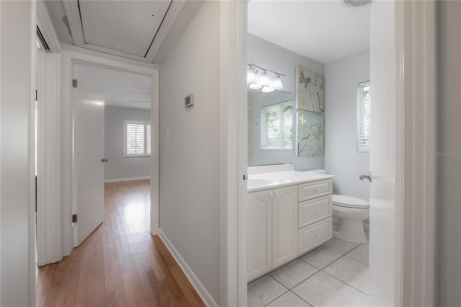 4620 W BEACH PARK DR