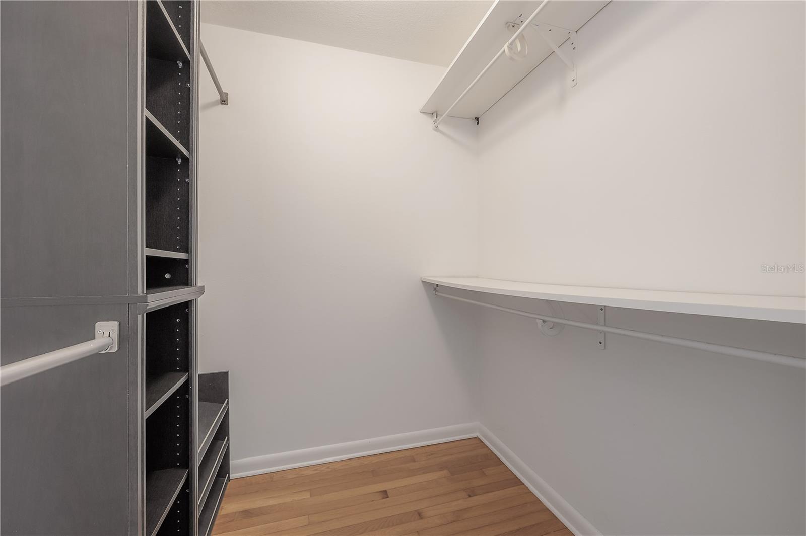 4620 W BEACH PARK DR