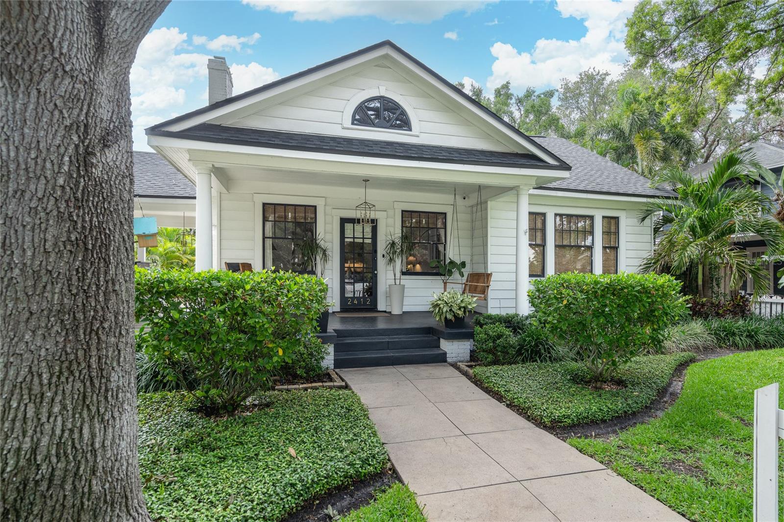 2412 W PROSPECT RD