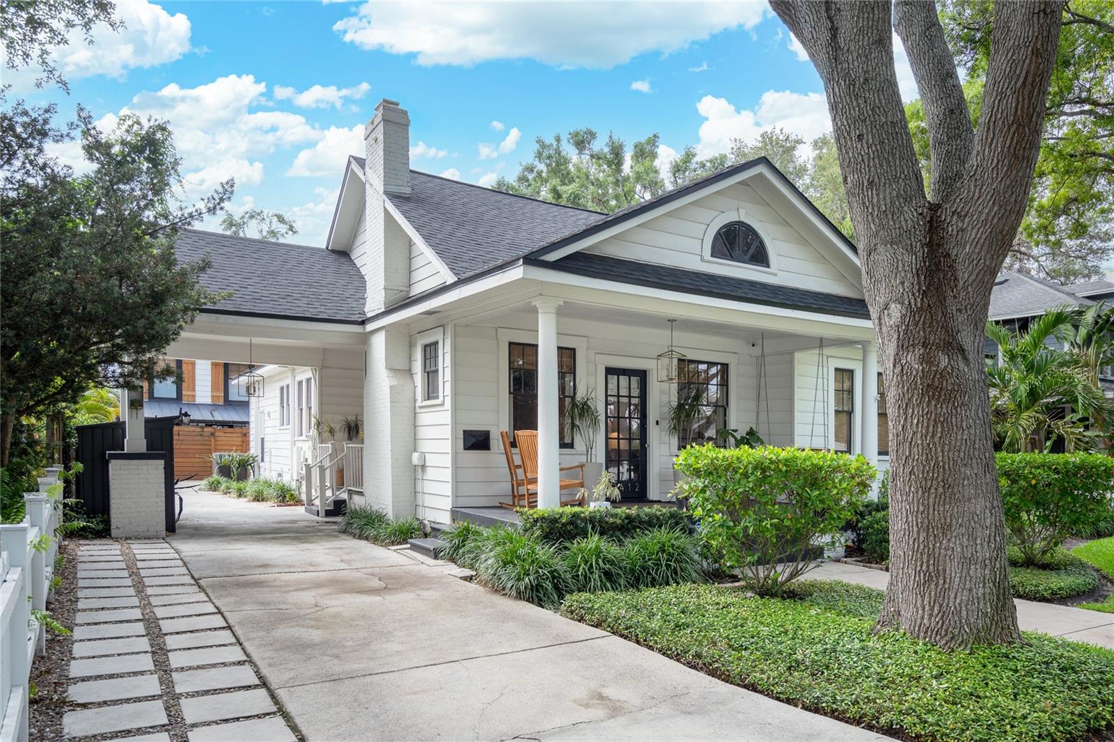 2412 W PROSPECT RD