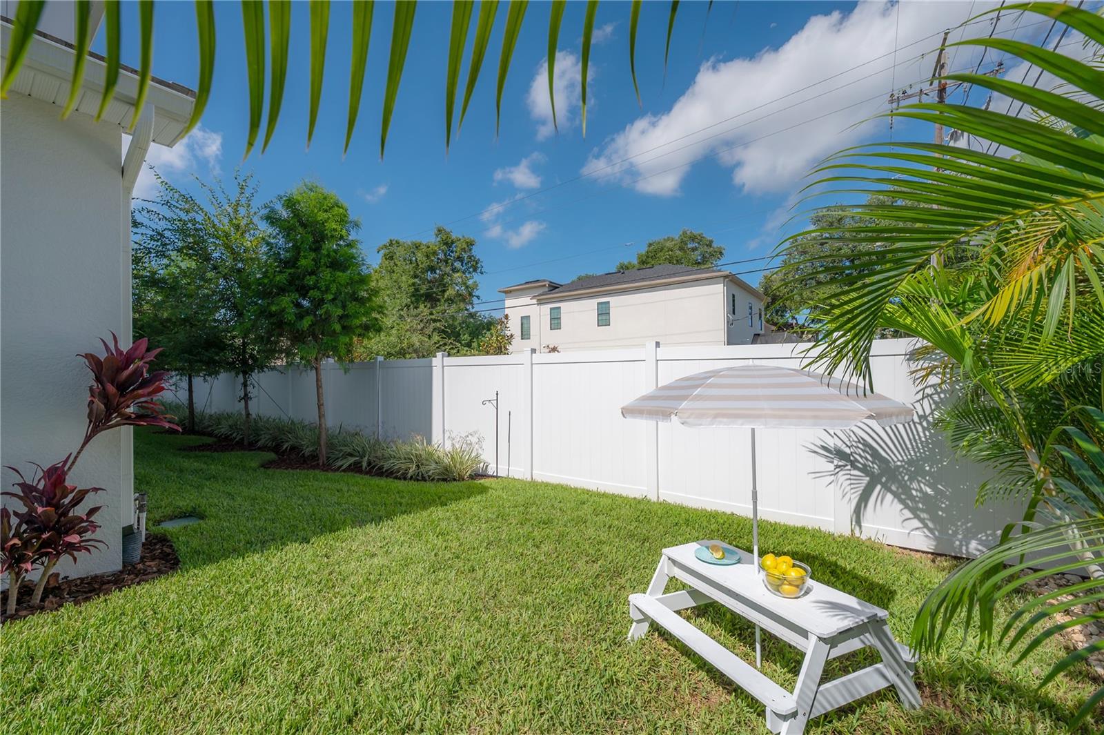 3819 W KENSINGTON AVE