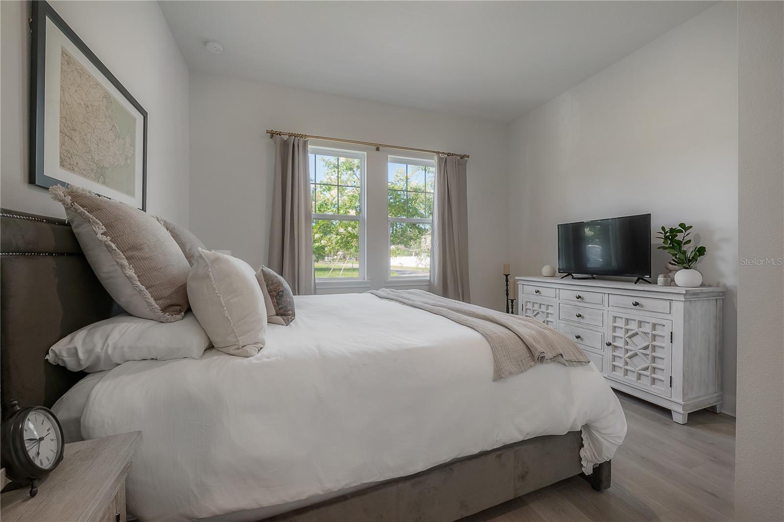 3819 W KENSINGTON AVE