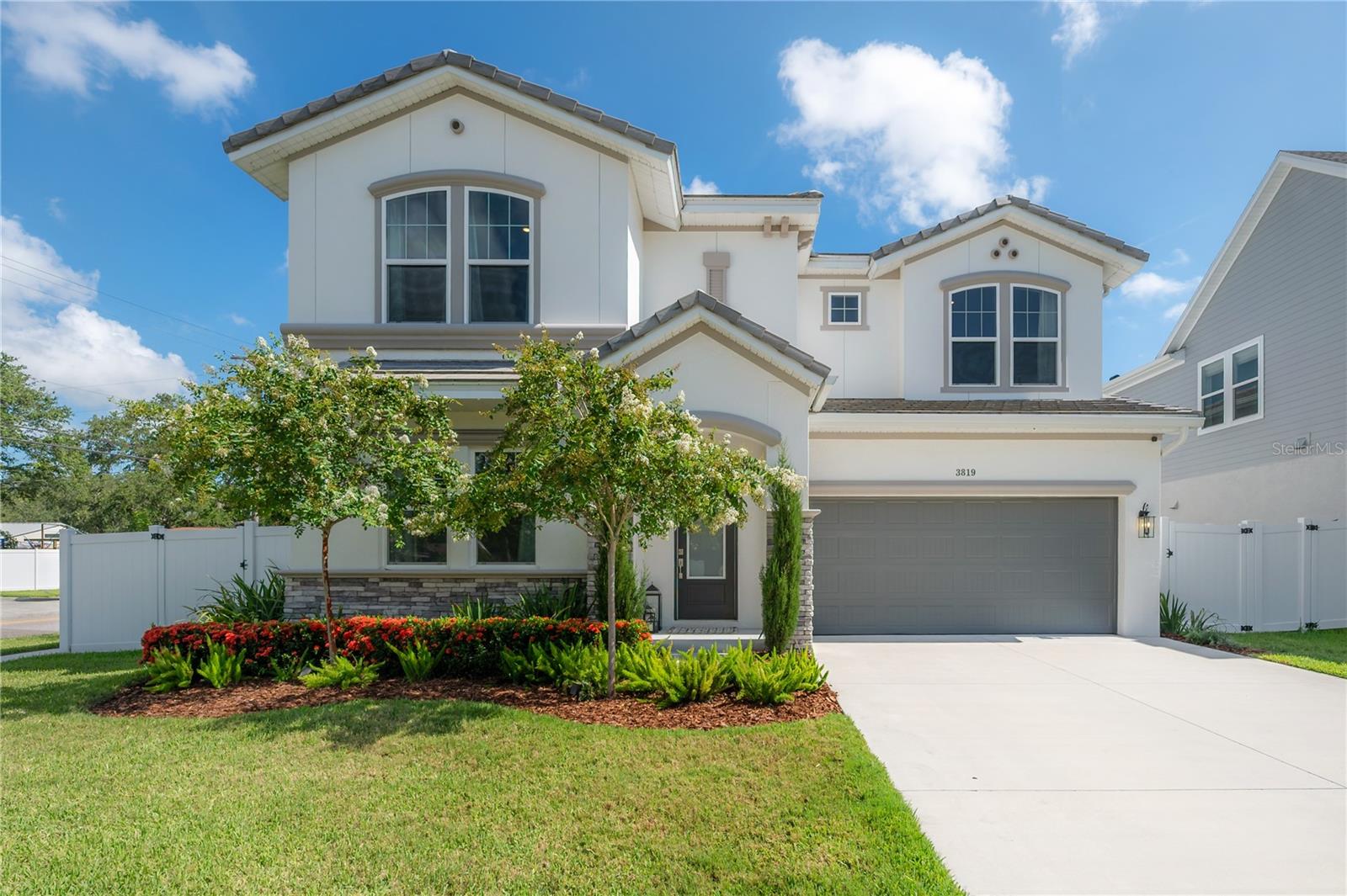 3819 W KENSINGTON AVE