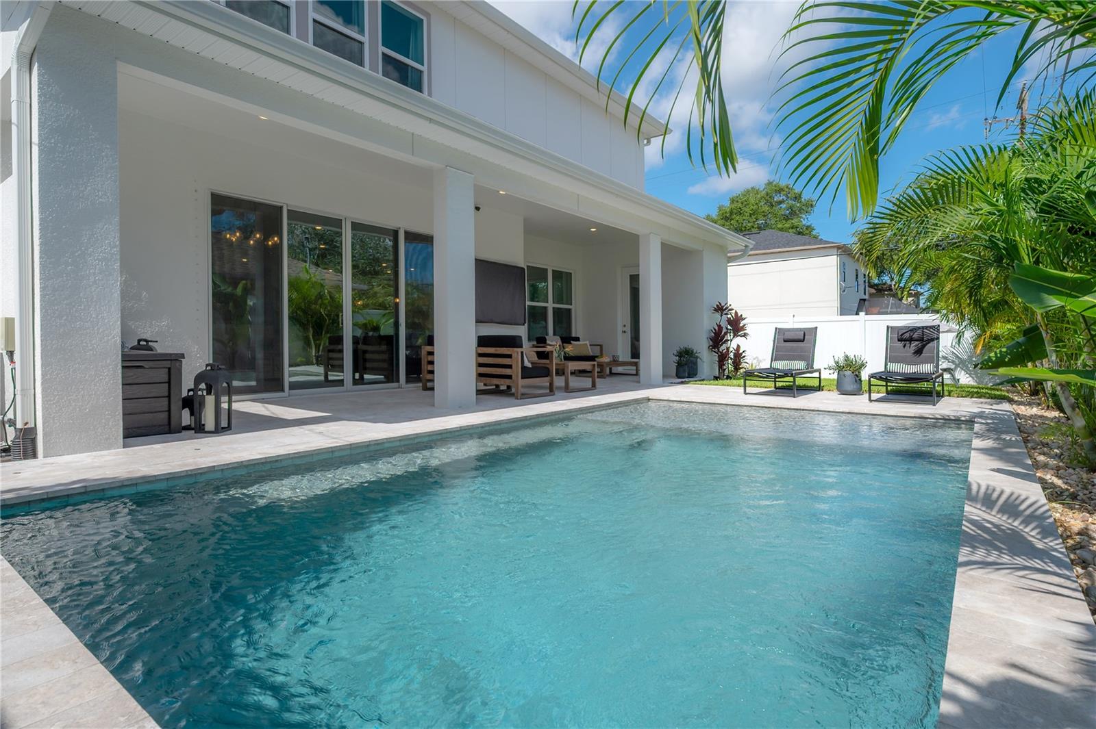 3819 W KENSINGTON AVE