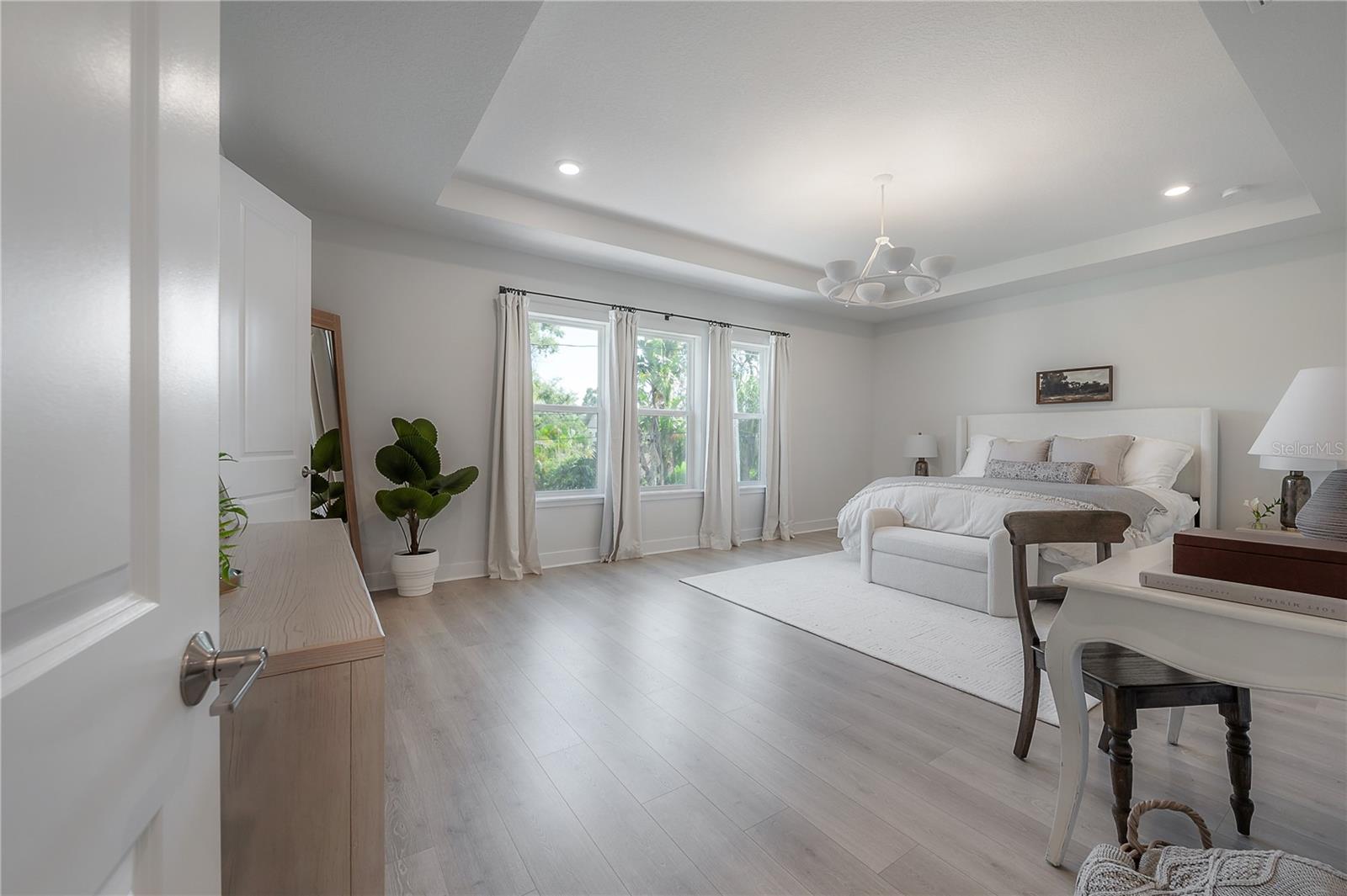 3819 W KENSINGTON AVE