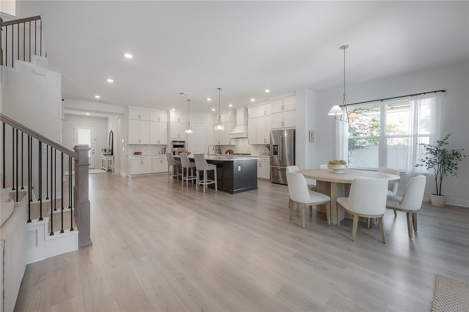 3819 W KENSINGTON AVE