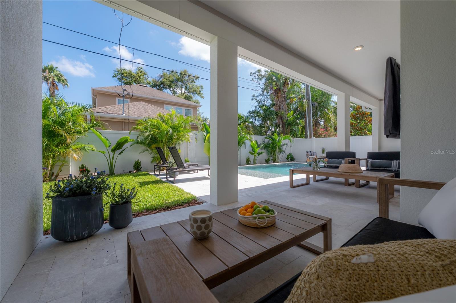 3819 W KENSINGTON AVE