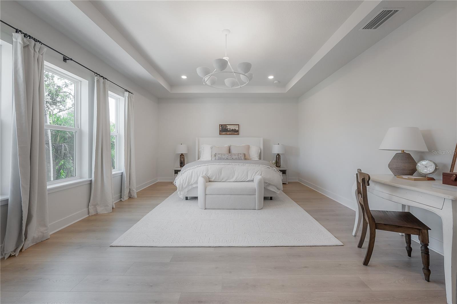 3819 W KENSINGTON AVE