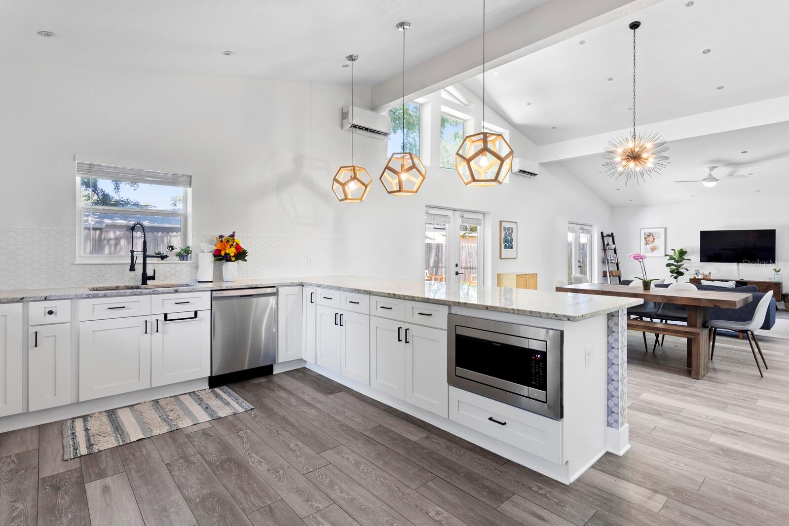 3407 W ROGERS AVE