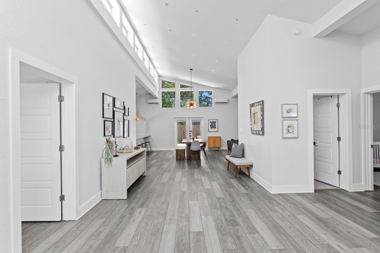 3407 W ROGERS AVE