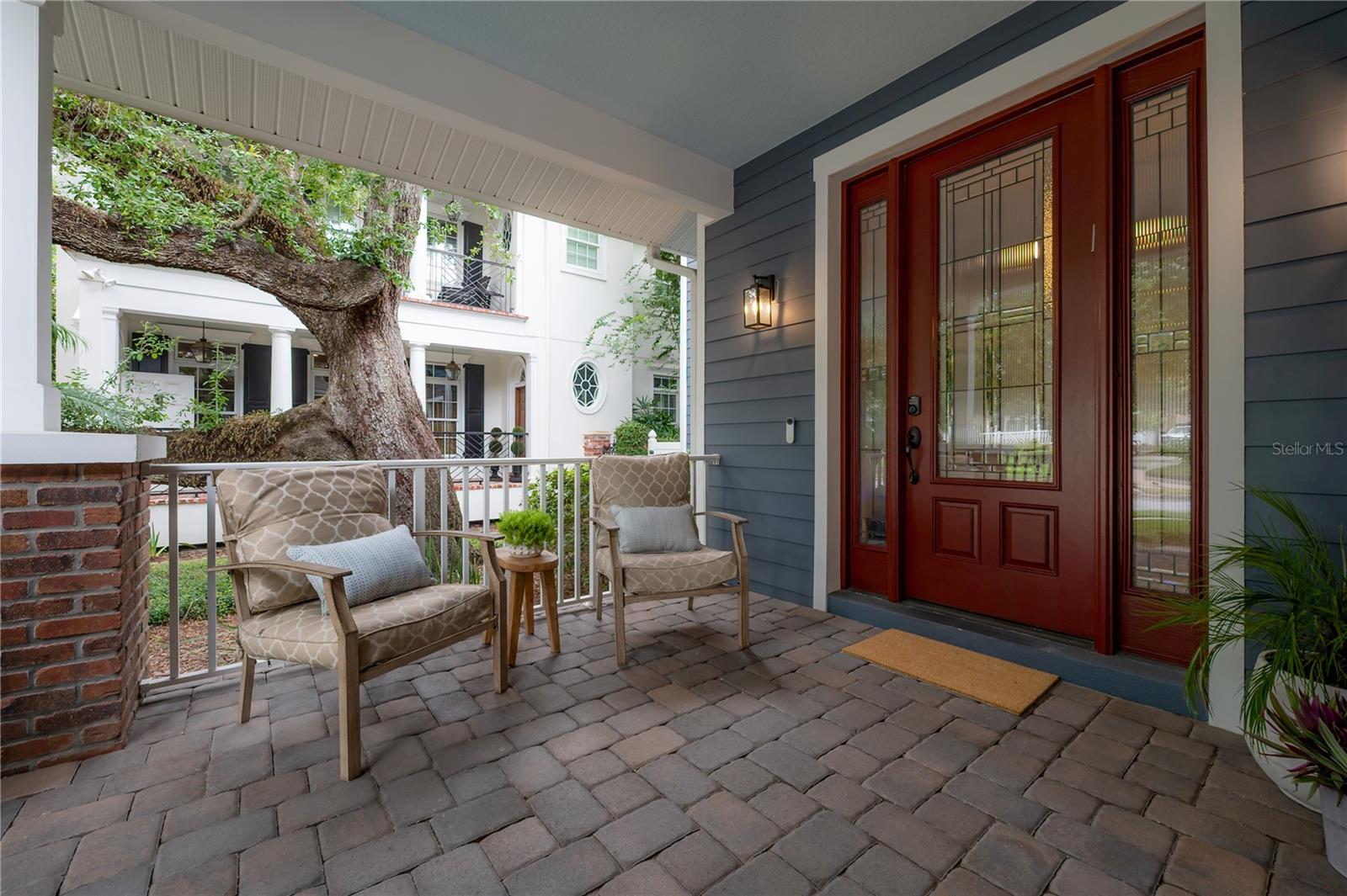 2937 W BAYSHORE CT