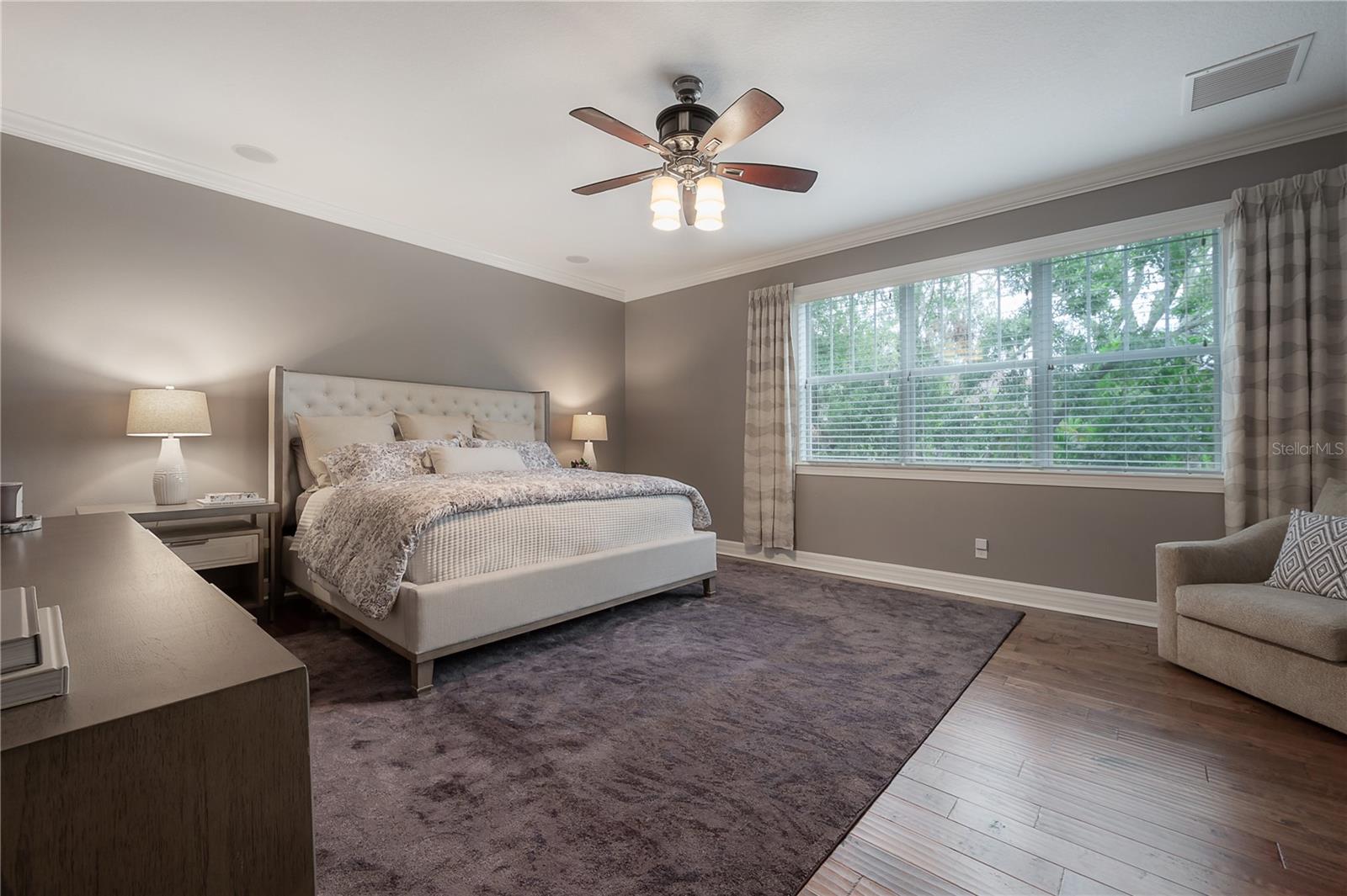 2937 W BAYSHORE CT