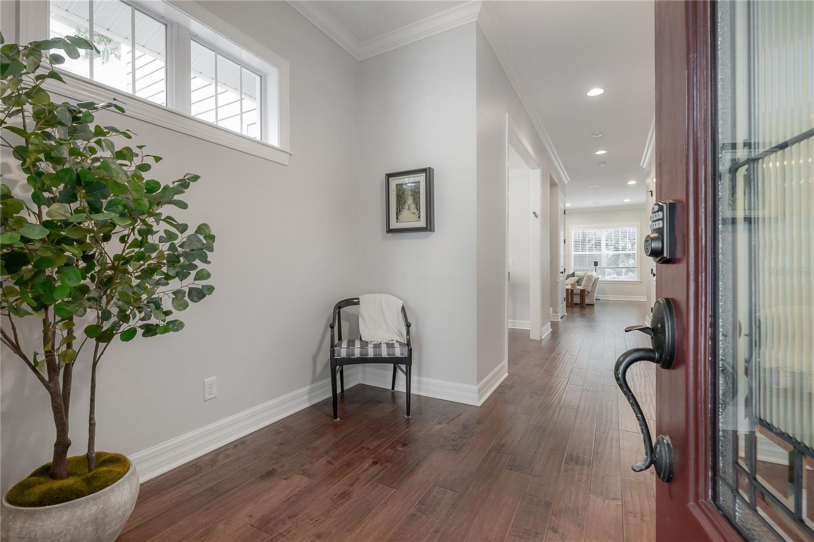2937 W BAYSHORE CT