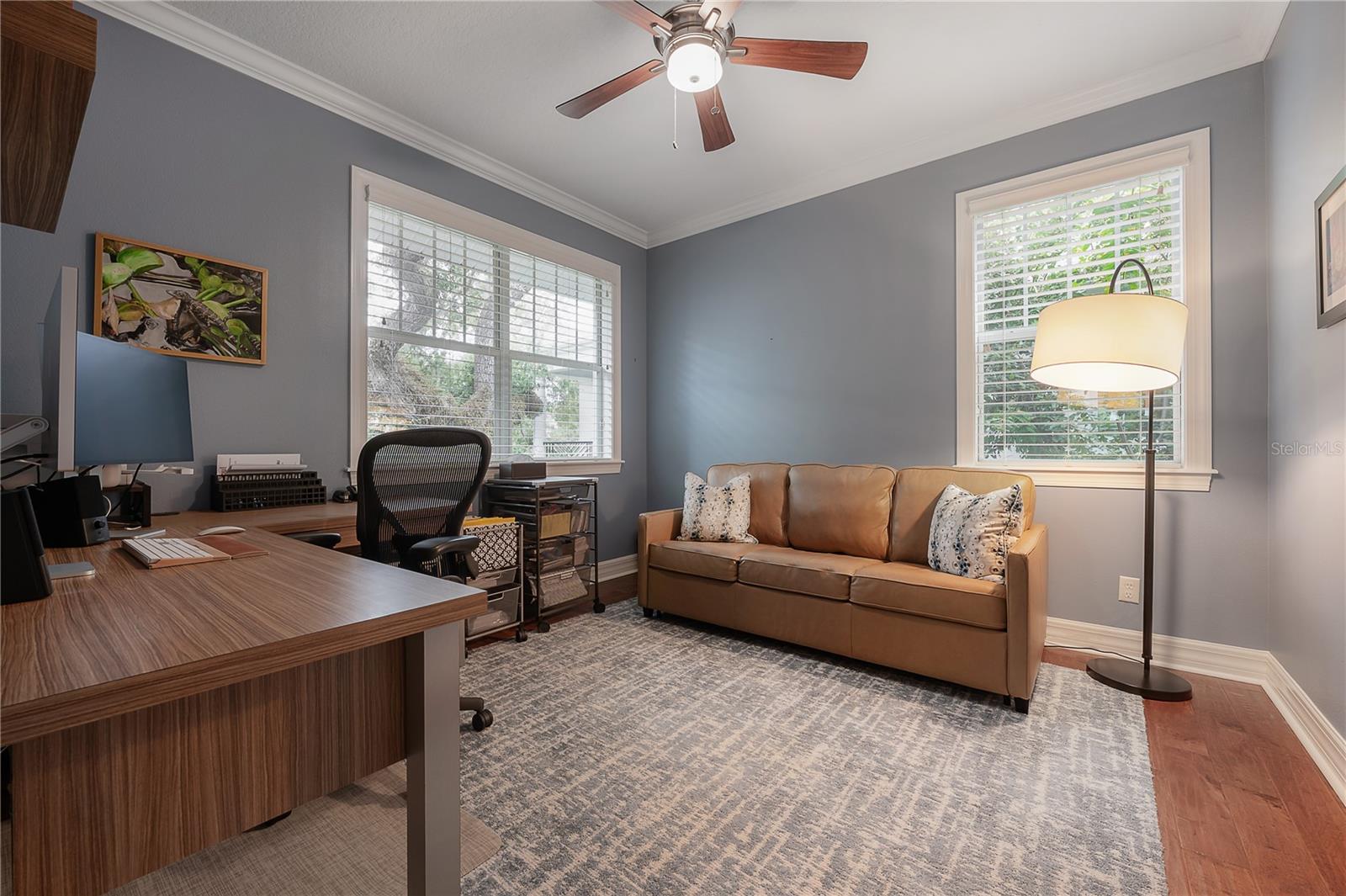 2937 W BAYSHORE CT