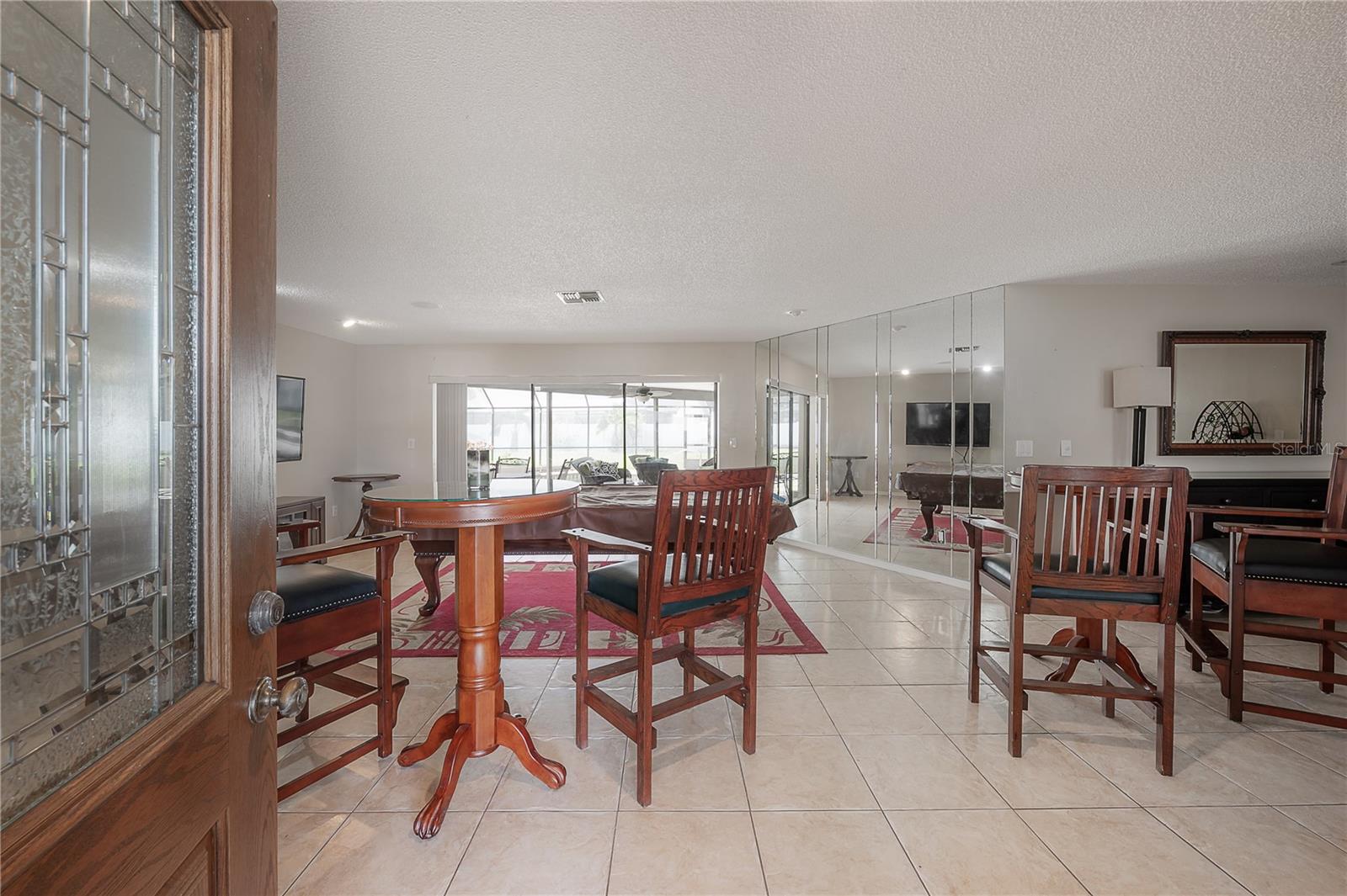 2637 WESTVIEW CT