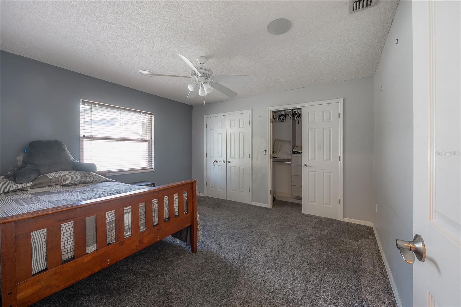2637 WESTVIEW CT
