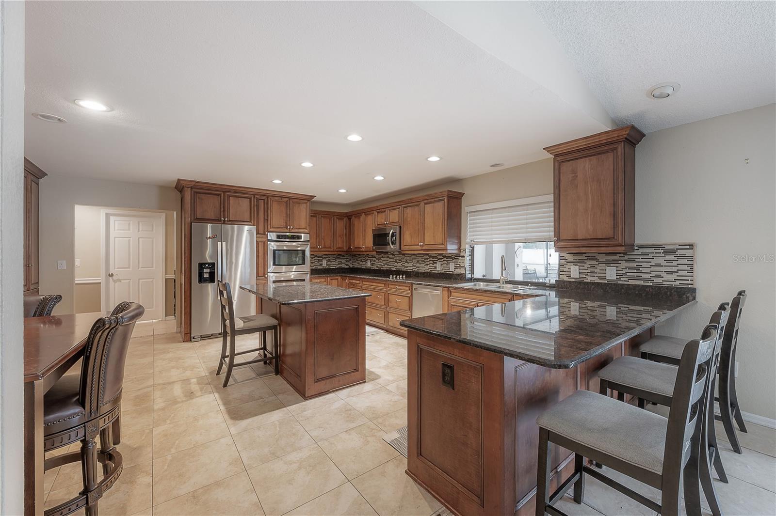 2637 WESTVIEW CT