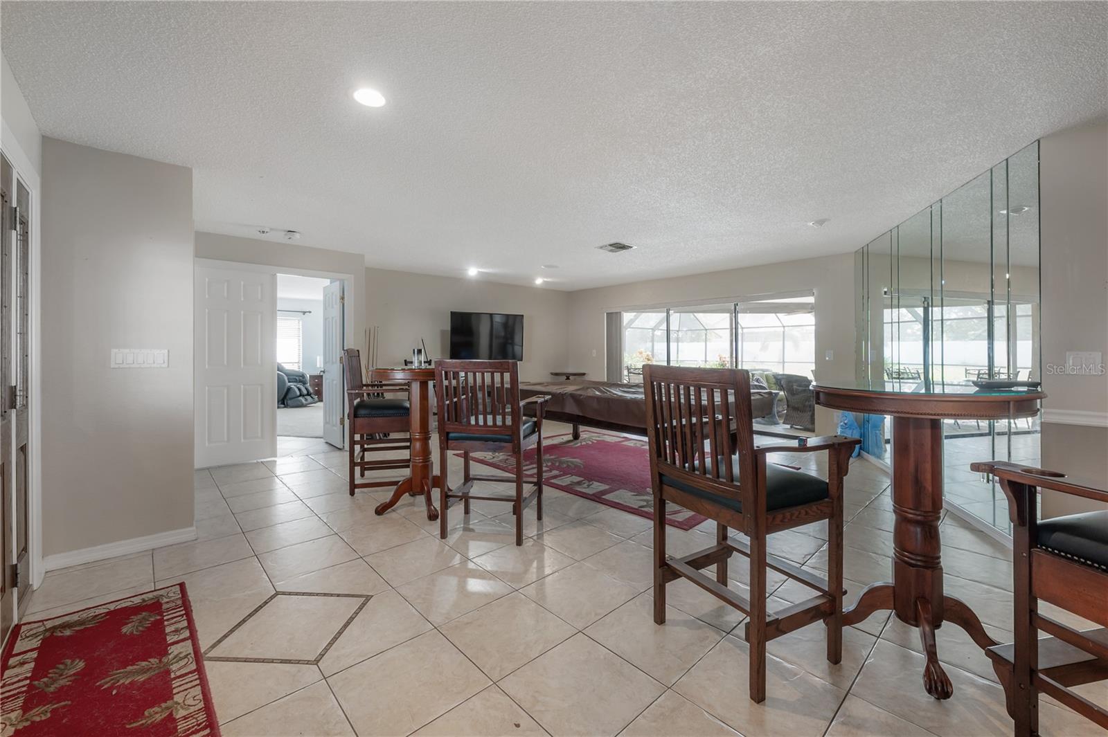 2637 WESTVIEW CT