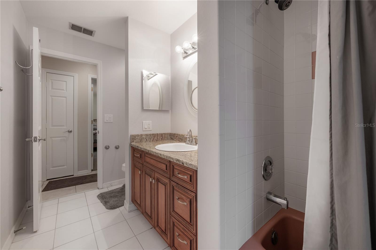 2637 WESTVIEW CT