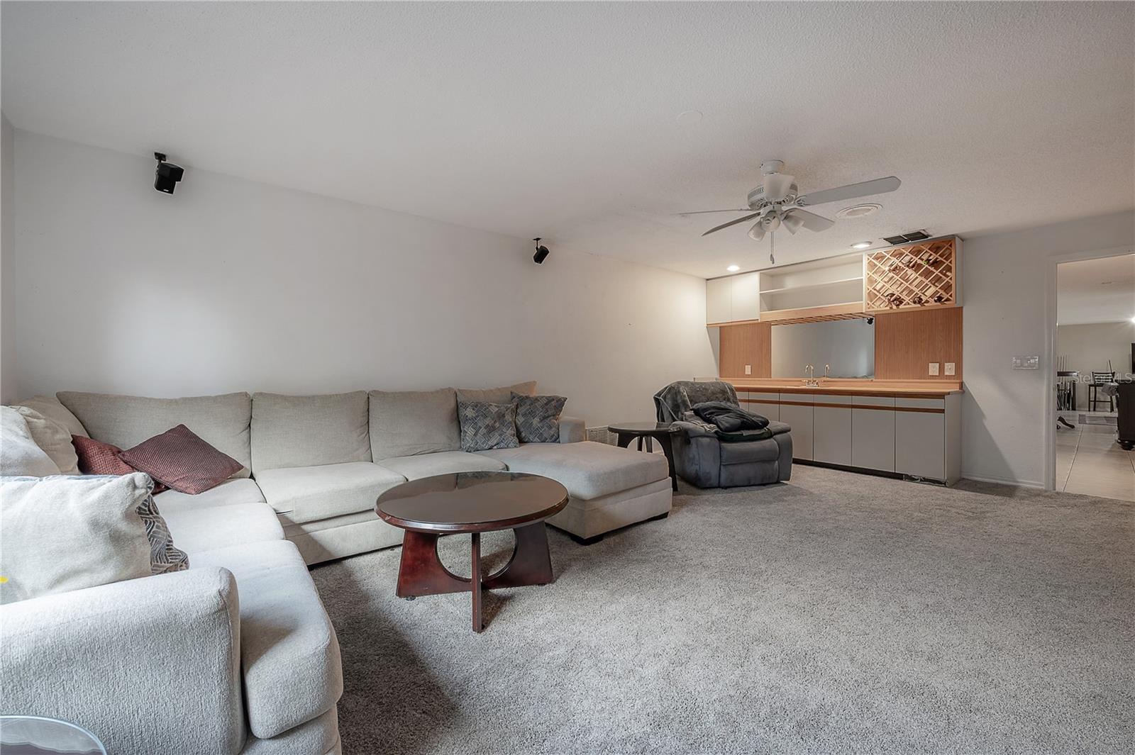 2637 WESTVIEW CT