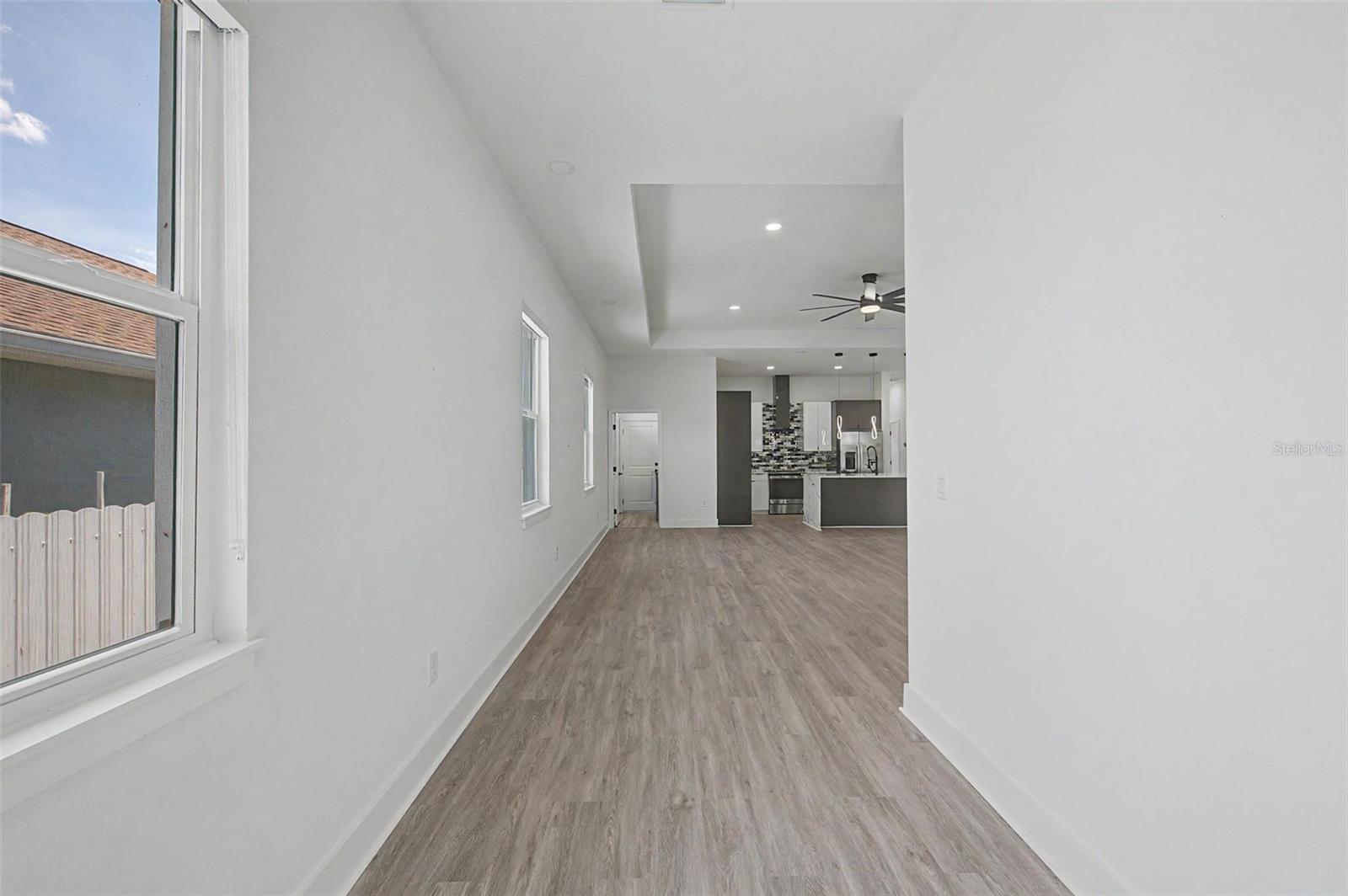 2305 W KENTUCKY AVE