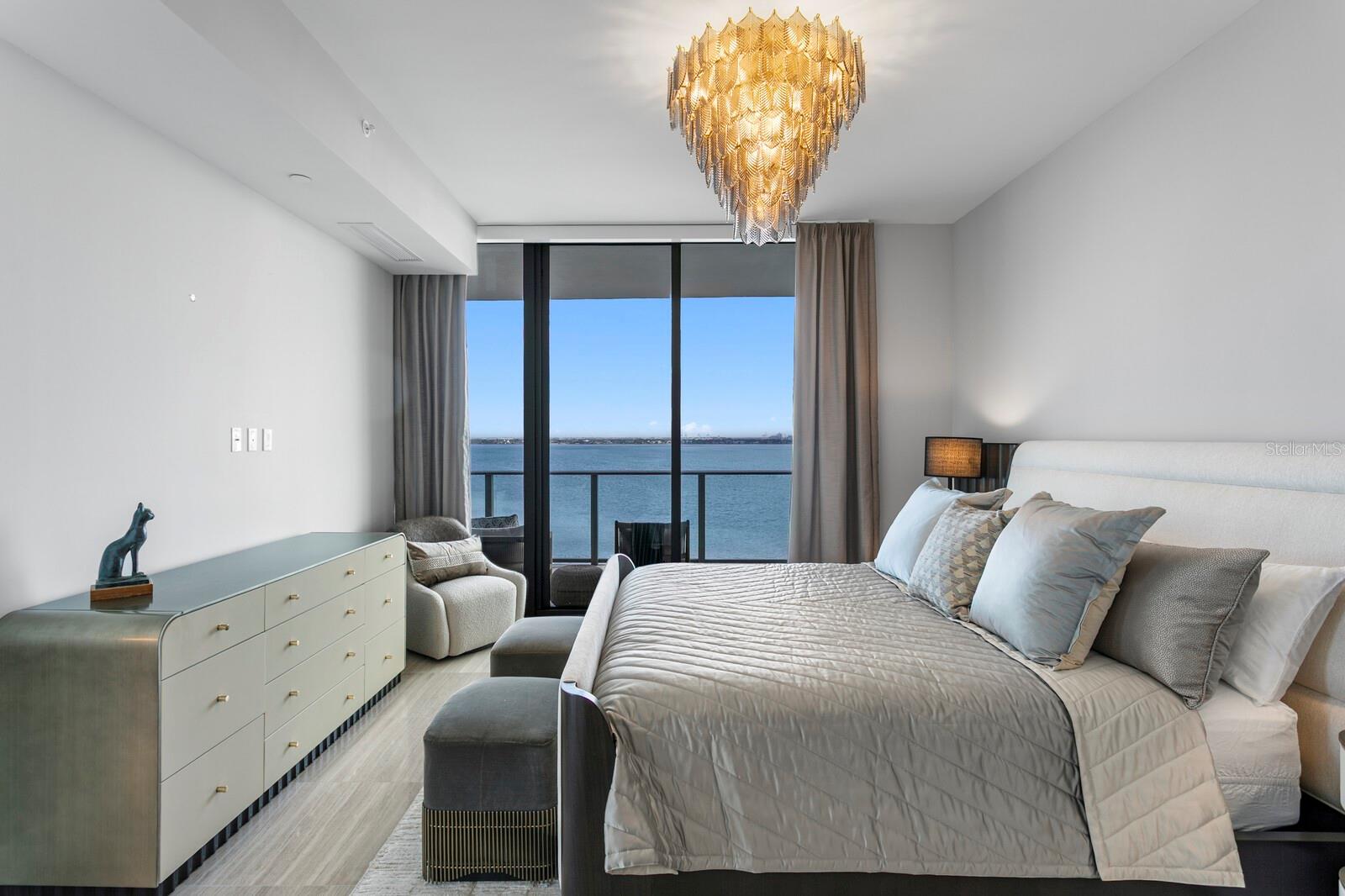 3101 W BAYSHORE BLVD #801