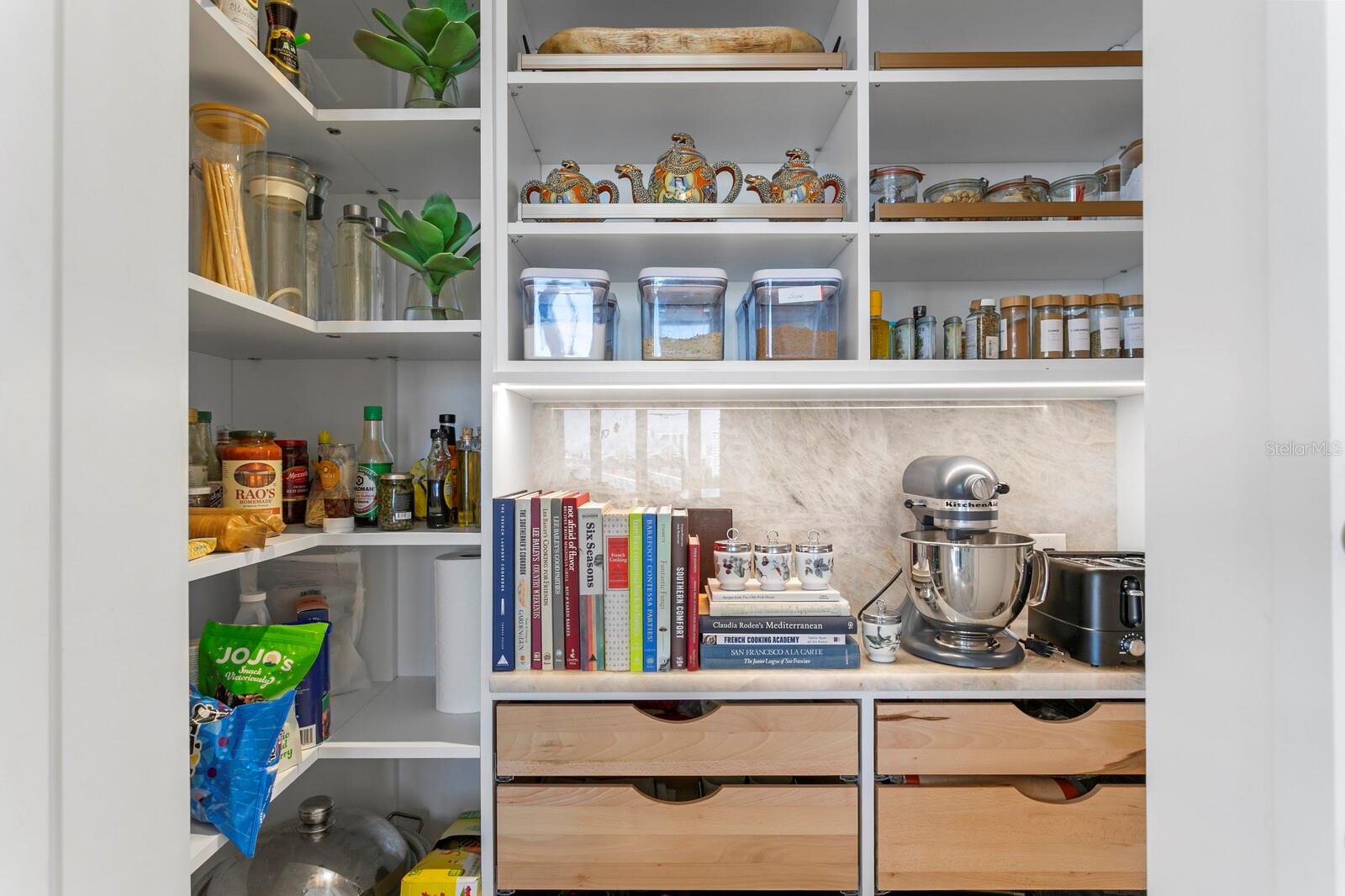 3101 W BAYSHORE BLVD #801