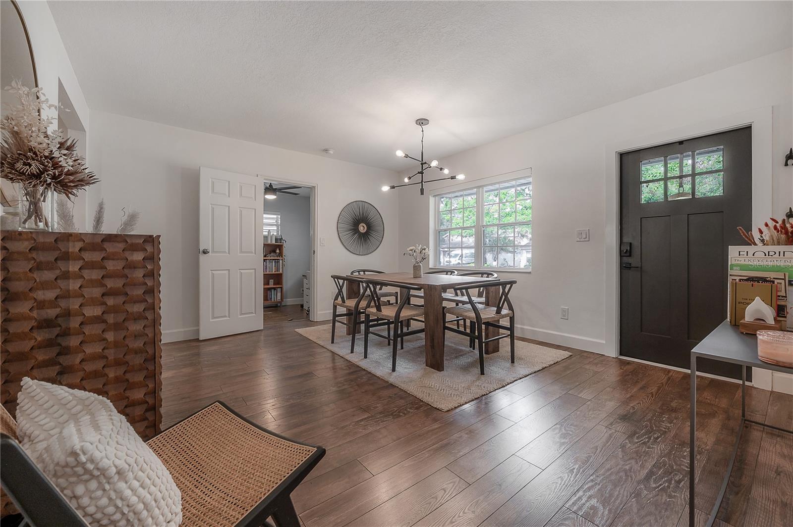 4008 W BAY VILLA AVE