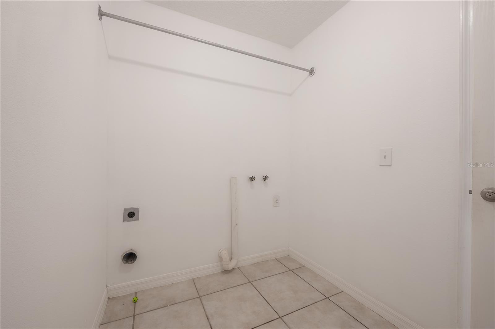 10409 LELAND HAWES RD