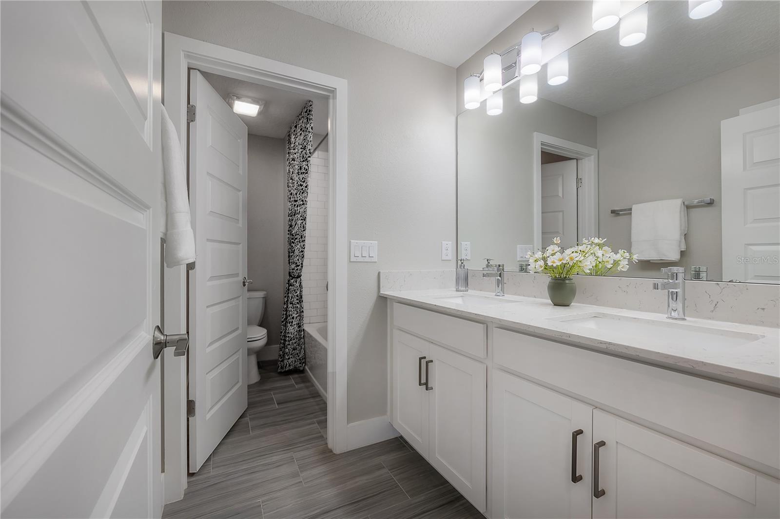 4652 BALLANTRAE BLVD