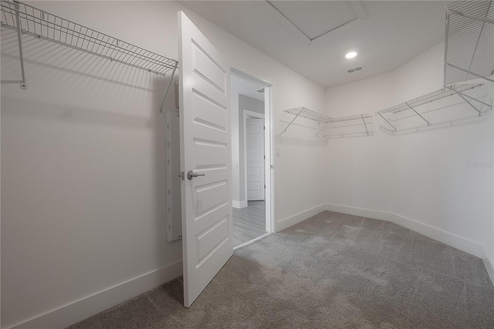 4652 BALLANTRAE BLVD