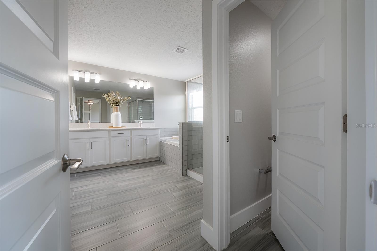 4652 BALLANTRAE BLVD