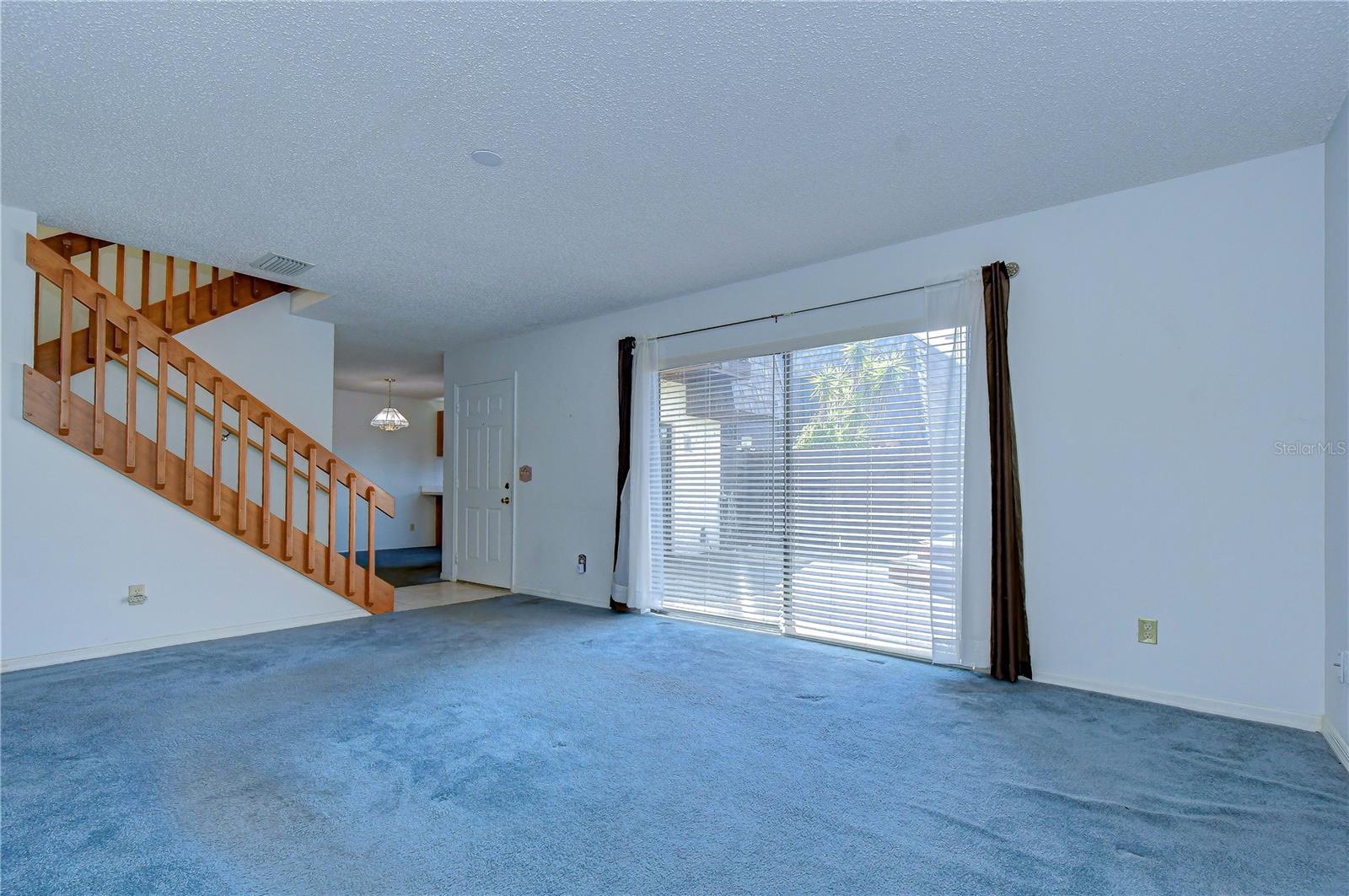 15406 E POND WOODS DR #15406
