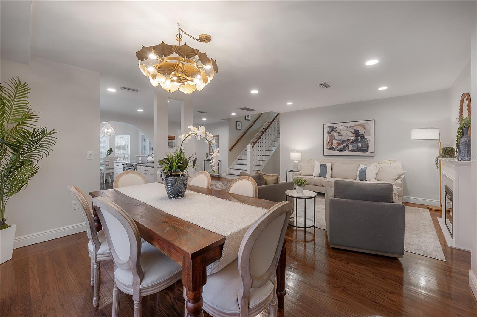 3108 W VILLA ROSA ST