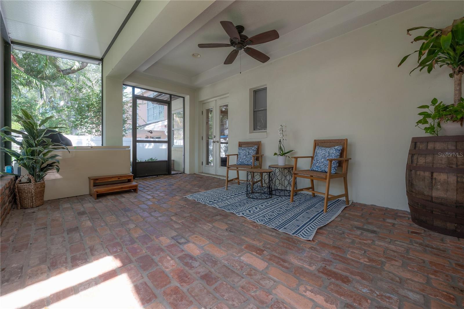 3108 W VILLA ROSA ST