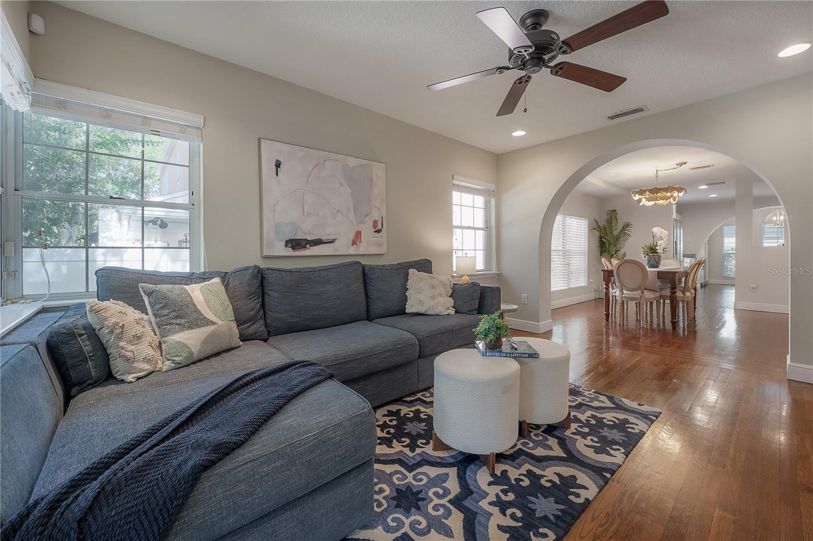 3108 W VILLA ROSA ST