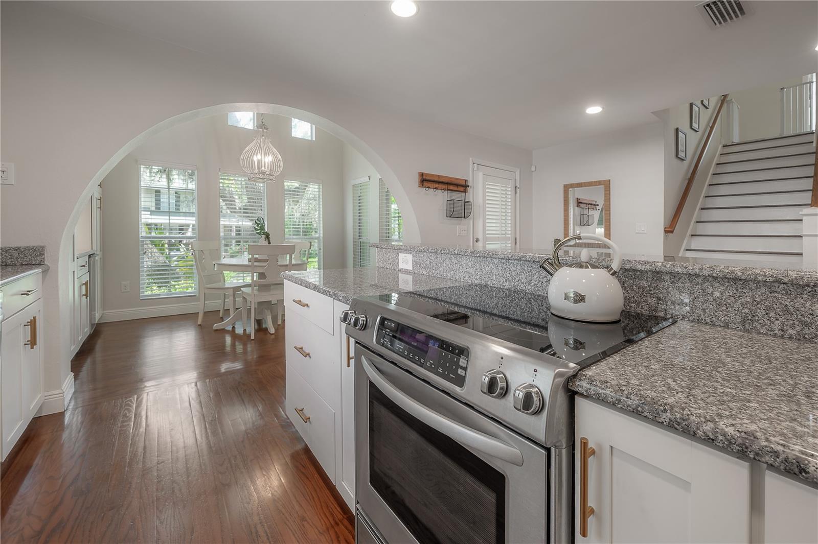 3108 W VILLA ROSA ST