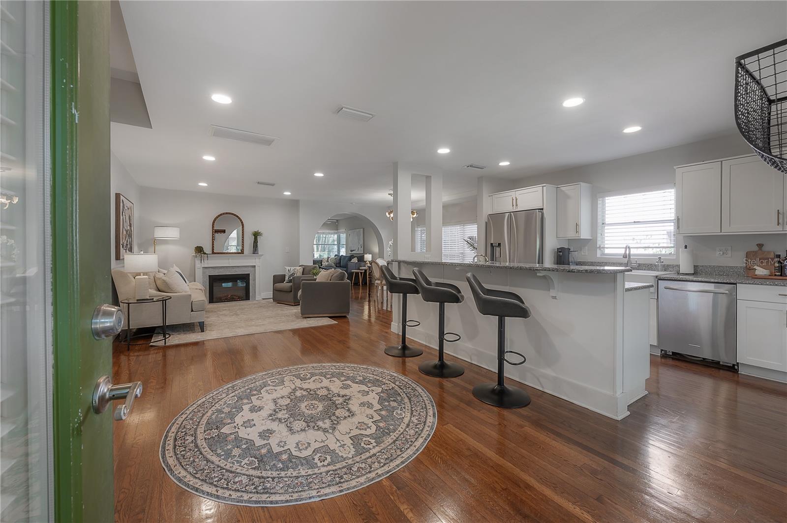 3108 W VILLA ROSA ST