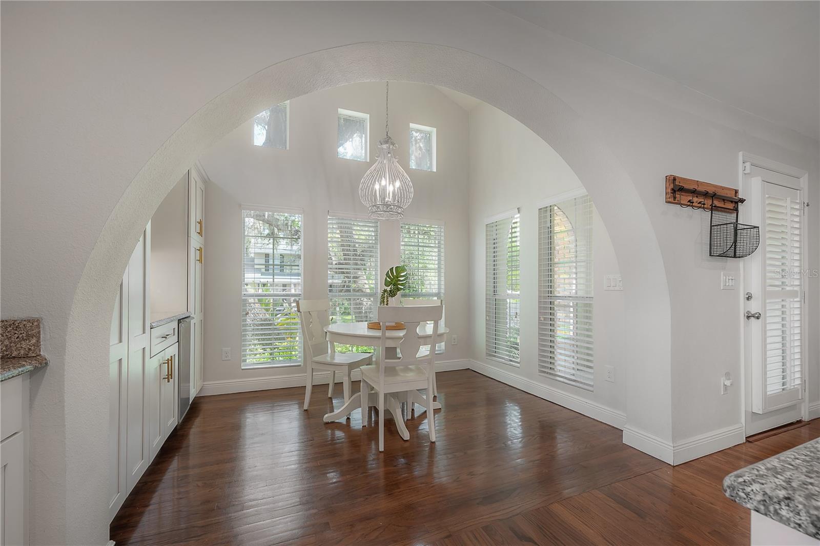 3108 W VILLA ROSA ST